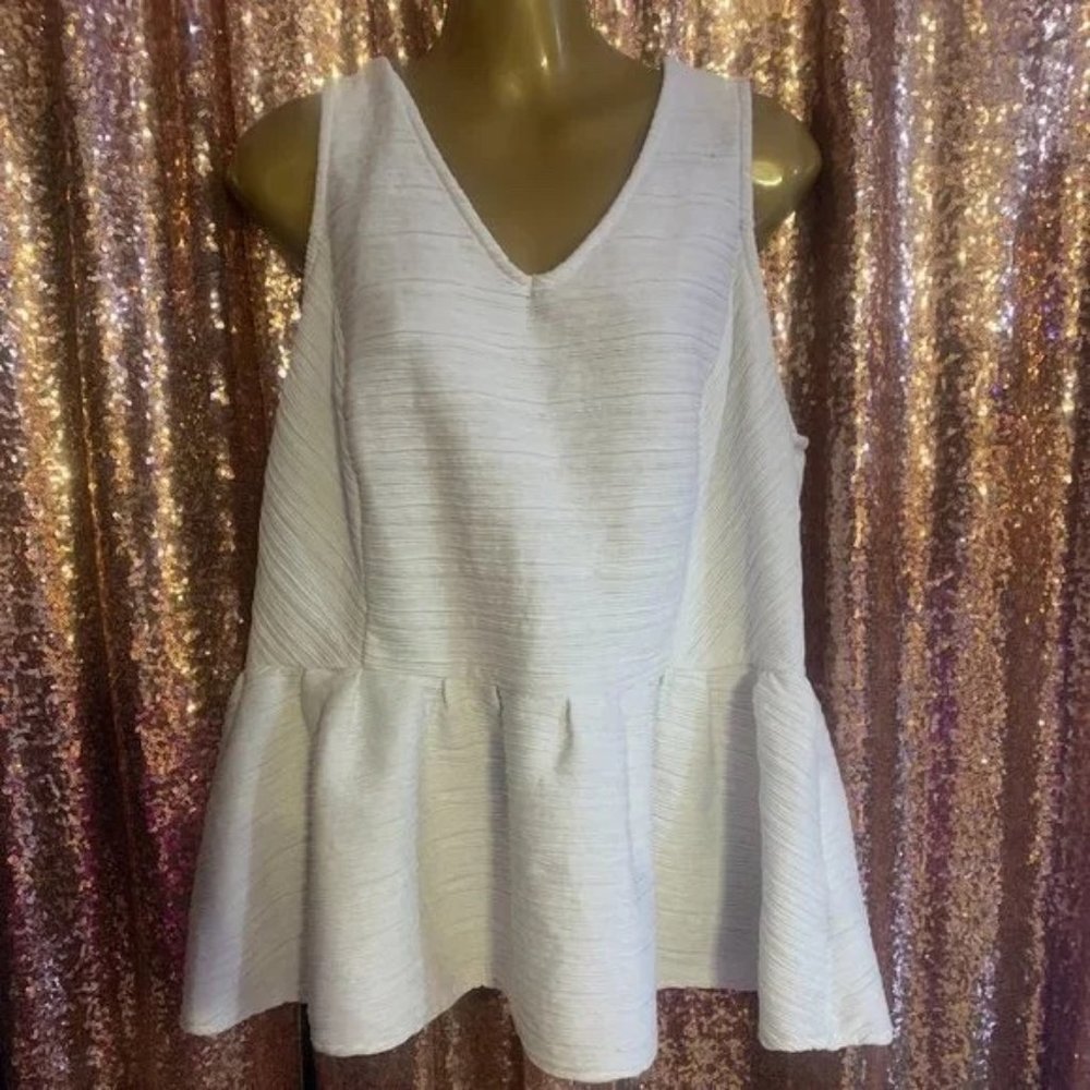 Sleeveless White Peplum Shirt – Plus Size